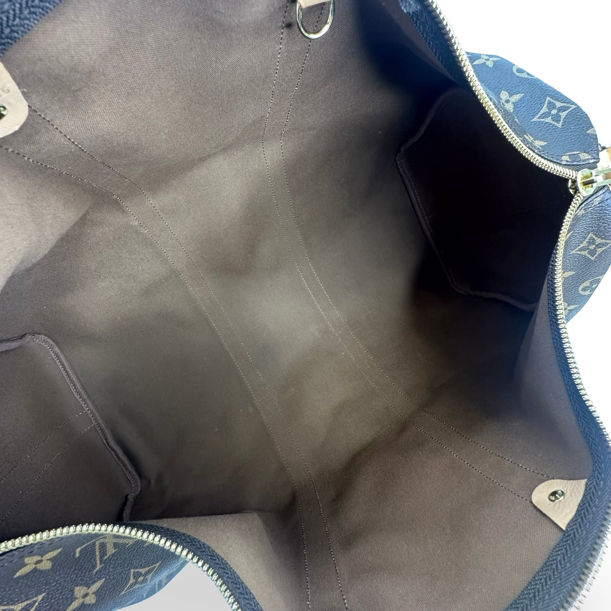 LOUIS VUITTON: Monogram Keepall Bandouliere 50