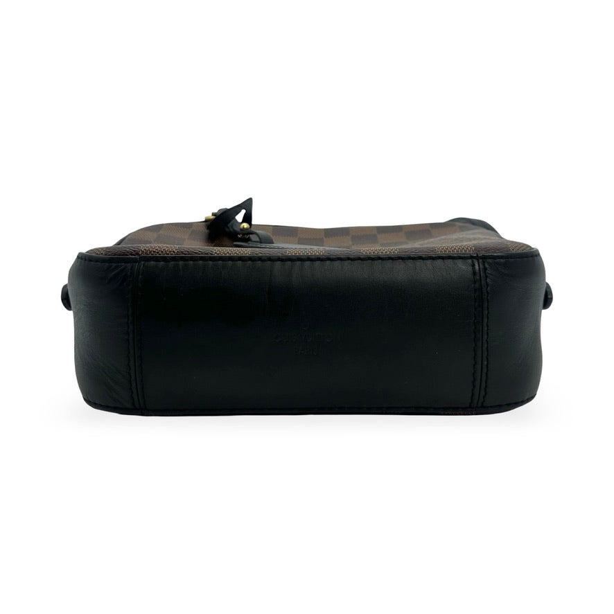 LOUIS VUITTON: Damier Ebene Santa Monica Crossbody