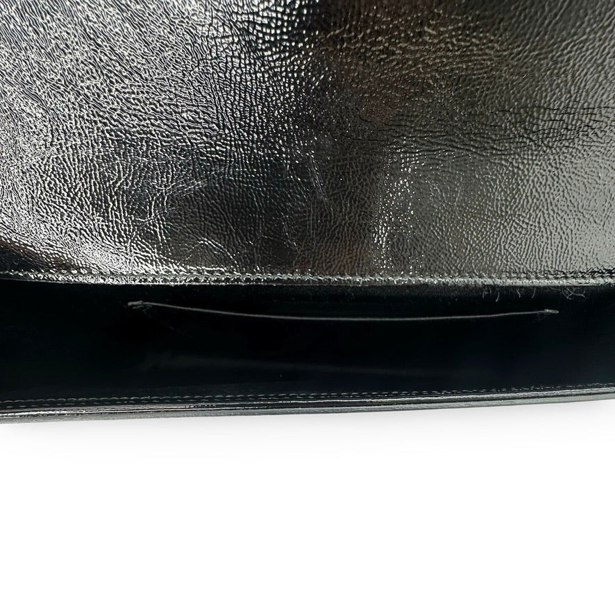SAINT LAURENT: Patent Large Belle de Jour Clutch