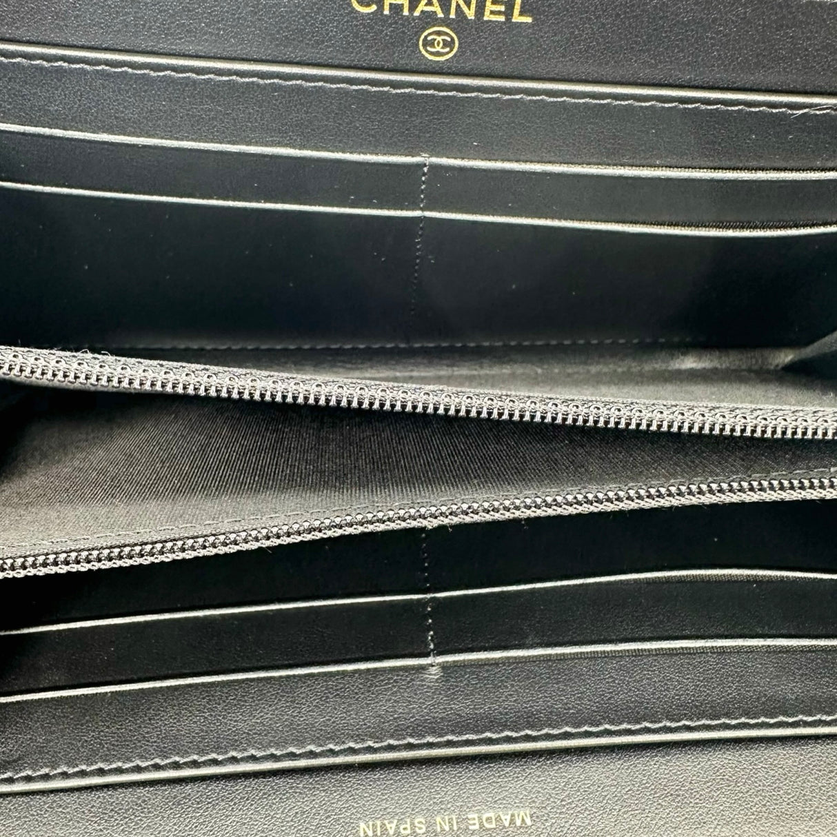 Quilted Caviar Boy Long Zip Wallet