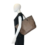 LOUIS VUITTON: Damier Ebene Neverfull MM