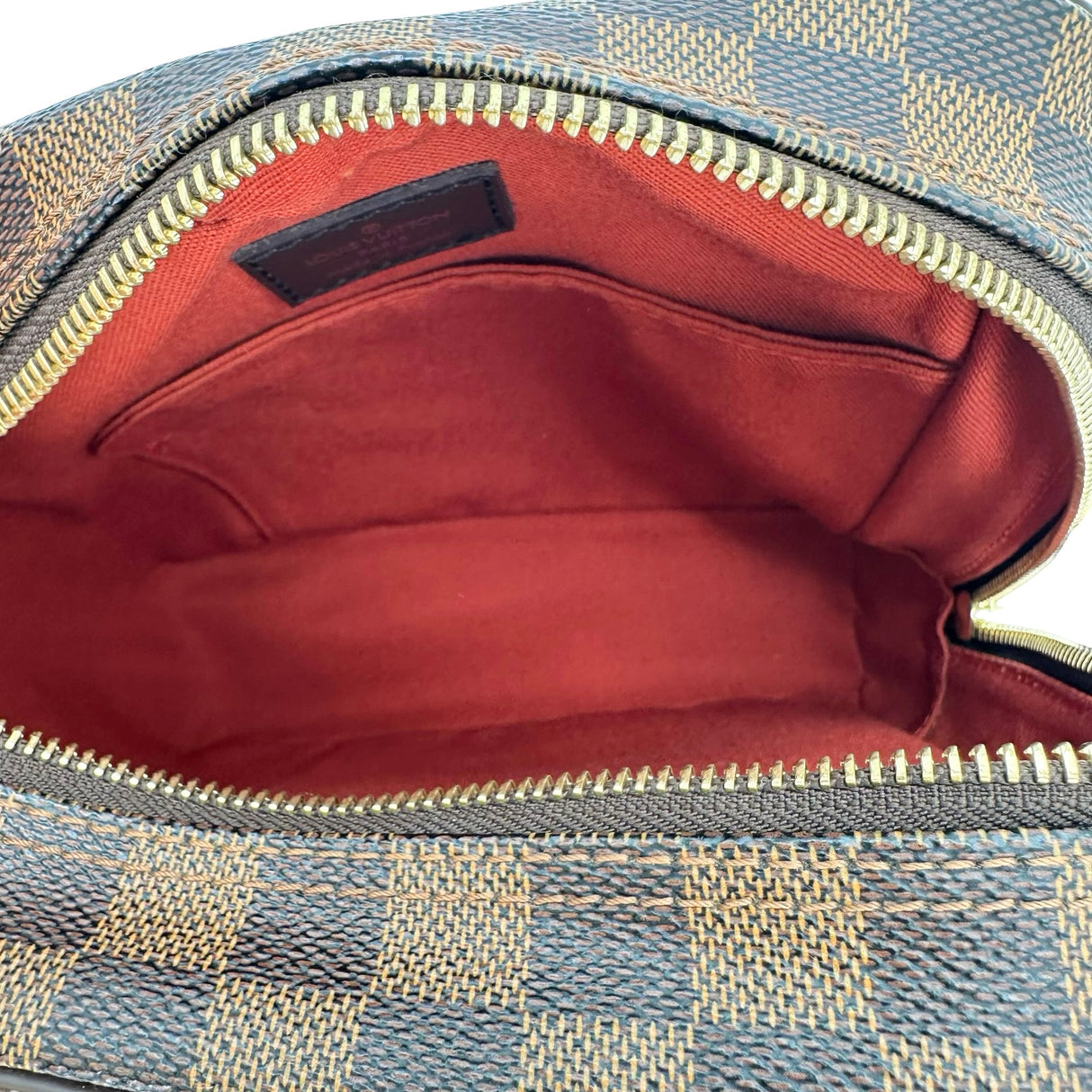 LOUIS VUITTON: Damier Ebene Olav PM