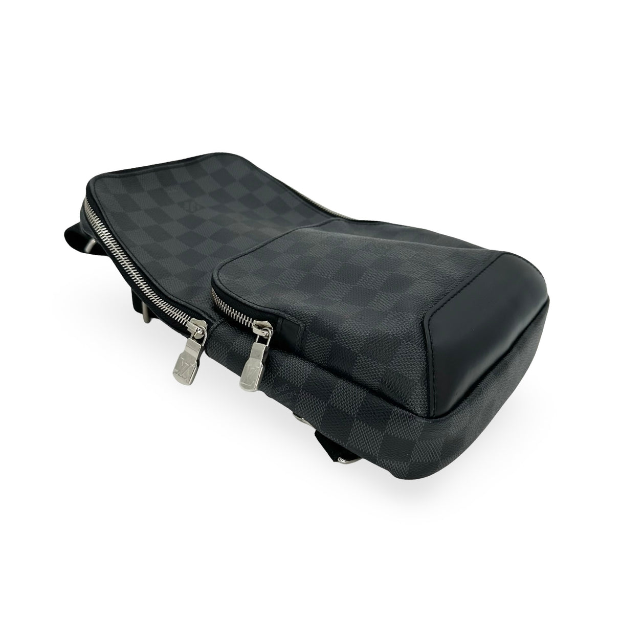 LOUIS VUITTON: Damier Graphite Avenue Sling Bag