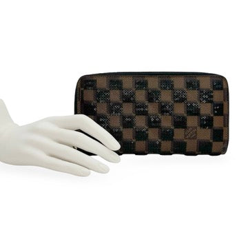 LOUIS VUITTON: Damier Paillettes Ebene Sequin Zippy Wallet