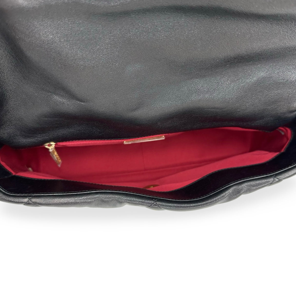 CHANEL: Quilted Lambskin Medium 19 Flap Bag
