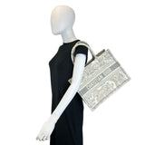 CHRISTIAN DIOR: Toile de Jouy Sauvage Medium Book Tote