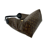 LOUIS VUITTON: Monogram Flower Hobo