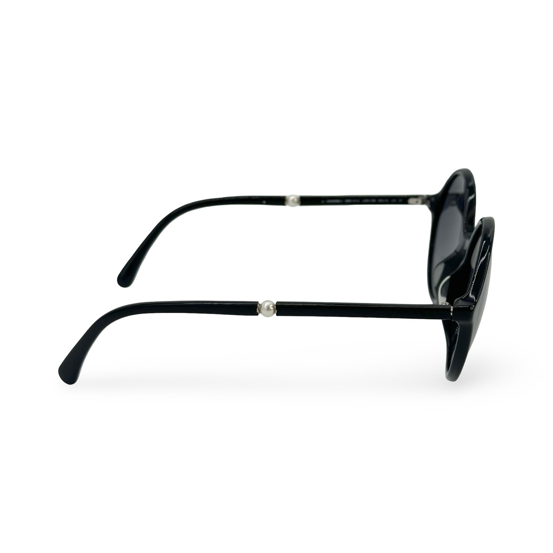 小物 CHANEL Pearl Logo Rhinestone Sunglasses CHANEL: Round Pearl Sunglasses – Luv Luxe Scottsdale