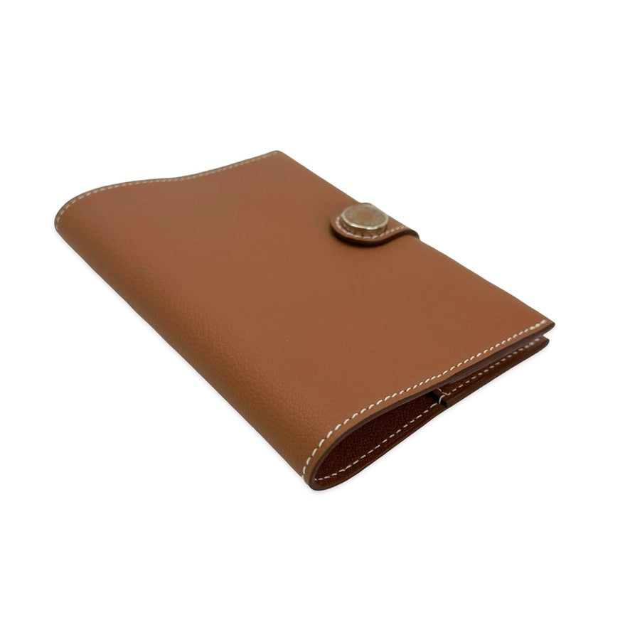 HERMES: Calfskin R.M.S. Passport Holder