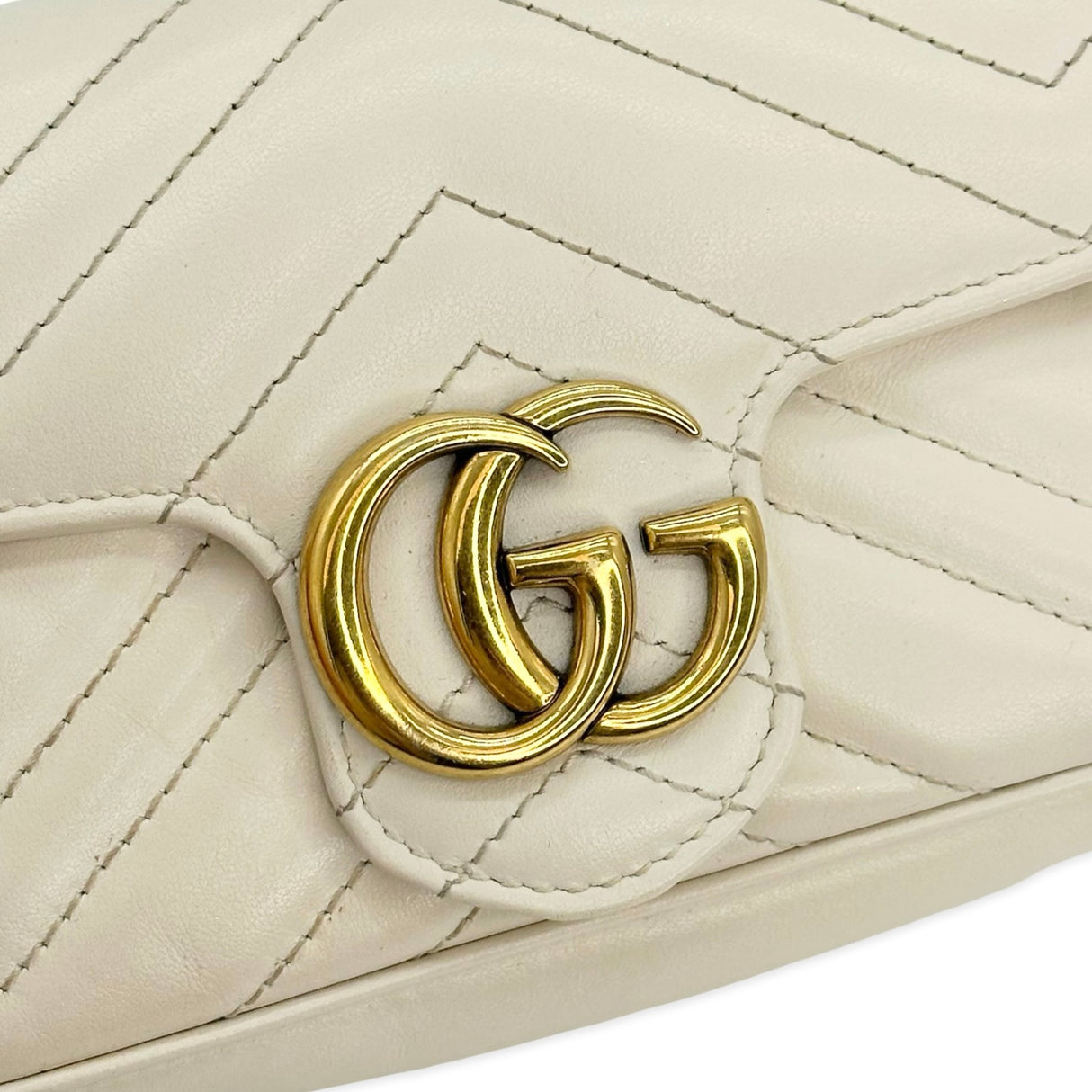 Quilted Leather GG Marmont Super Mini Chain Bag