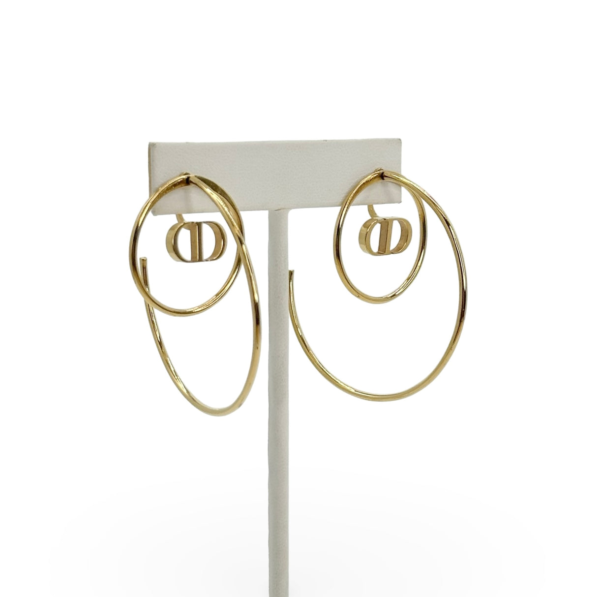 CHRISTIAN DIOR: 30 Montaigne Hoop Earrings