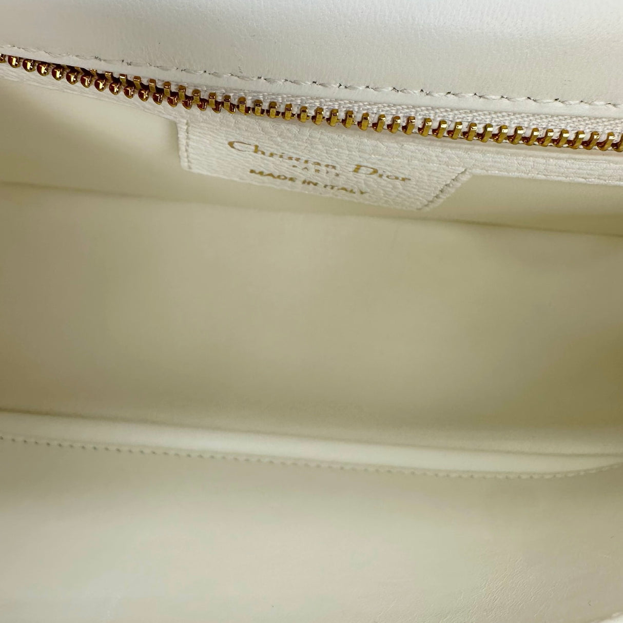 Cannage Calfskin 30 Montaigne Medium Caro Bag