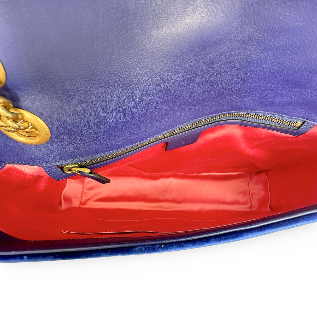 GUCCI: Quilted Velvet GG Marmont Large Chain Flap Bag