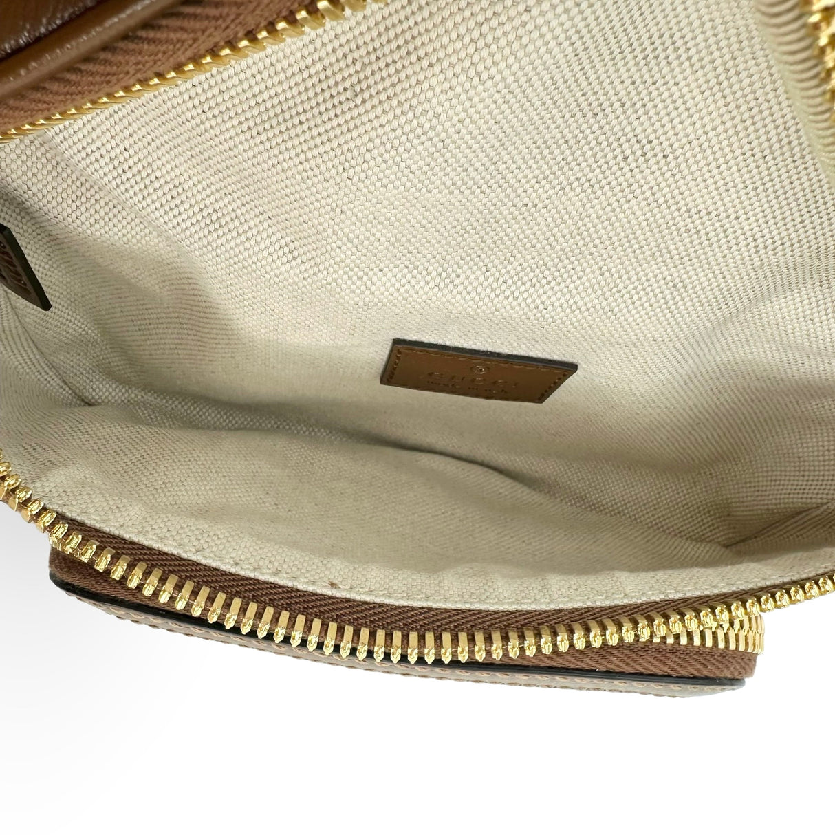 GUCCI: GG Supreme Interlocking G Retro Belt Bag