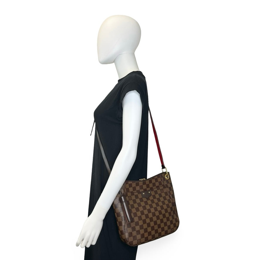 LOUIS VUITTON: Damier Ebene South Bank Besace