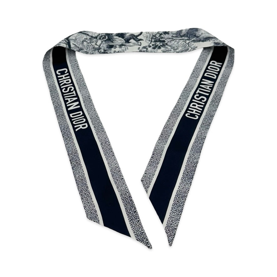 Dior ミッツァ　トワルドジュイ Silk Toile de Jouy Sauvage Mitzah Scarf – Luv Luxe Scottsdale