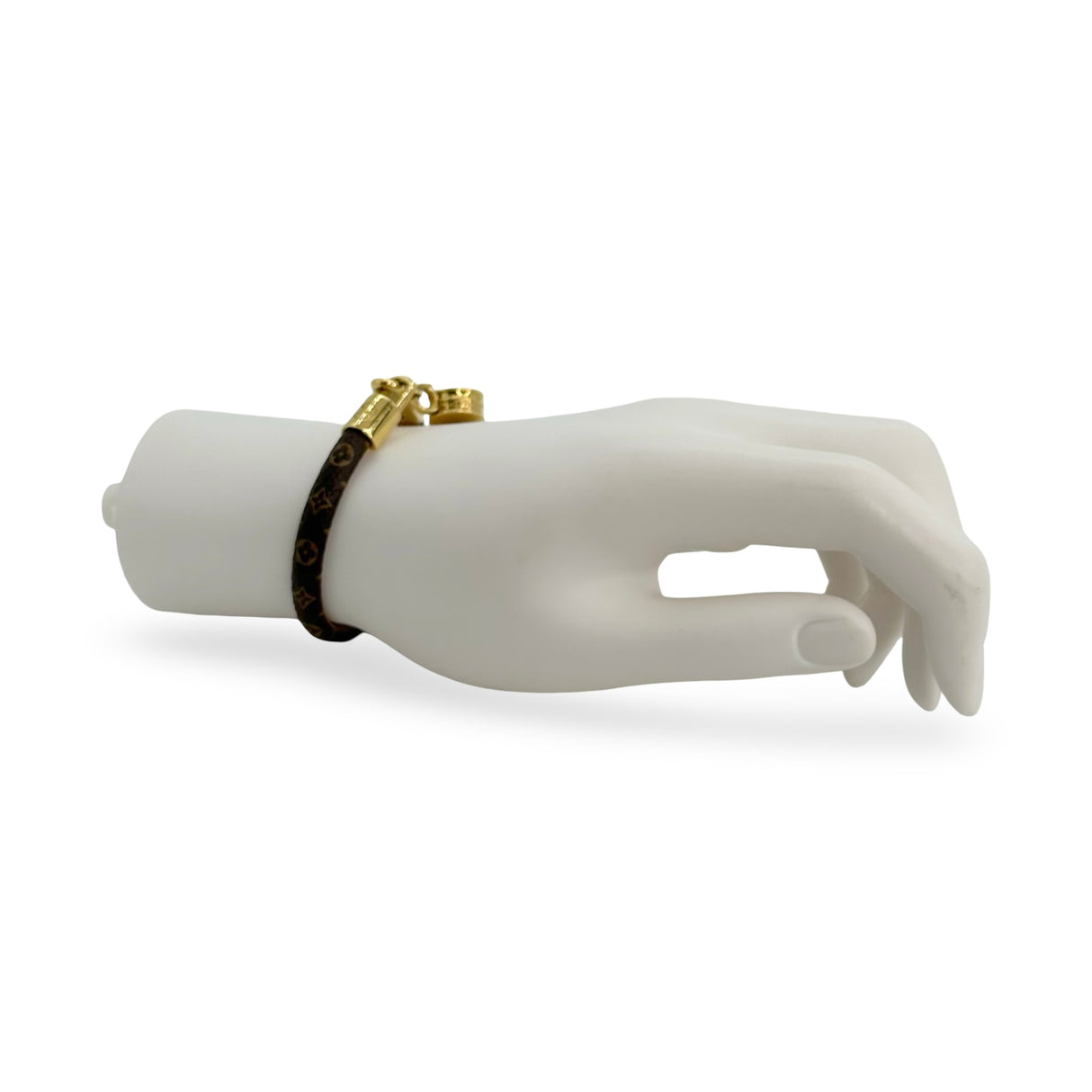 LOUIS VUITTON: Monogram Tribute Charm Bracelet