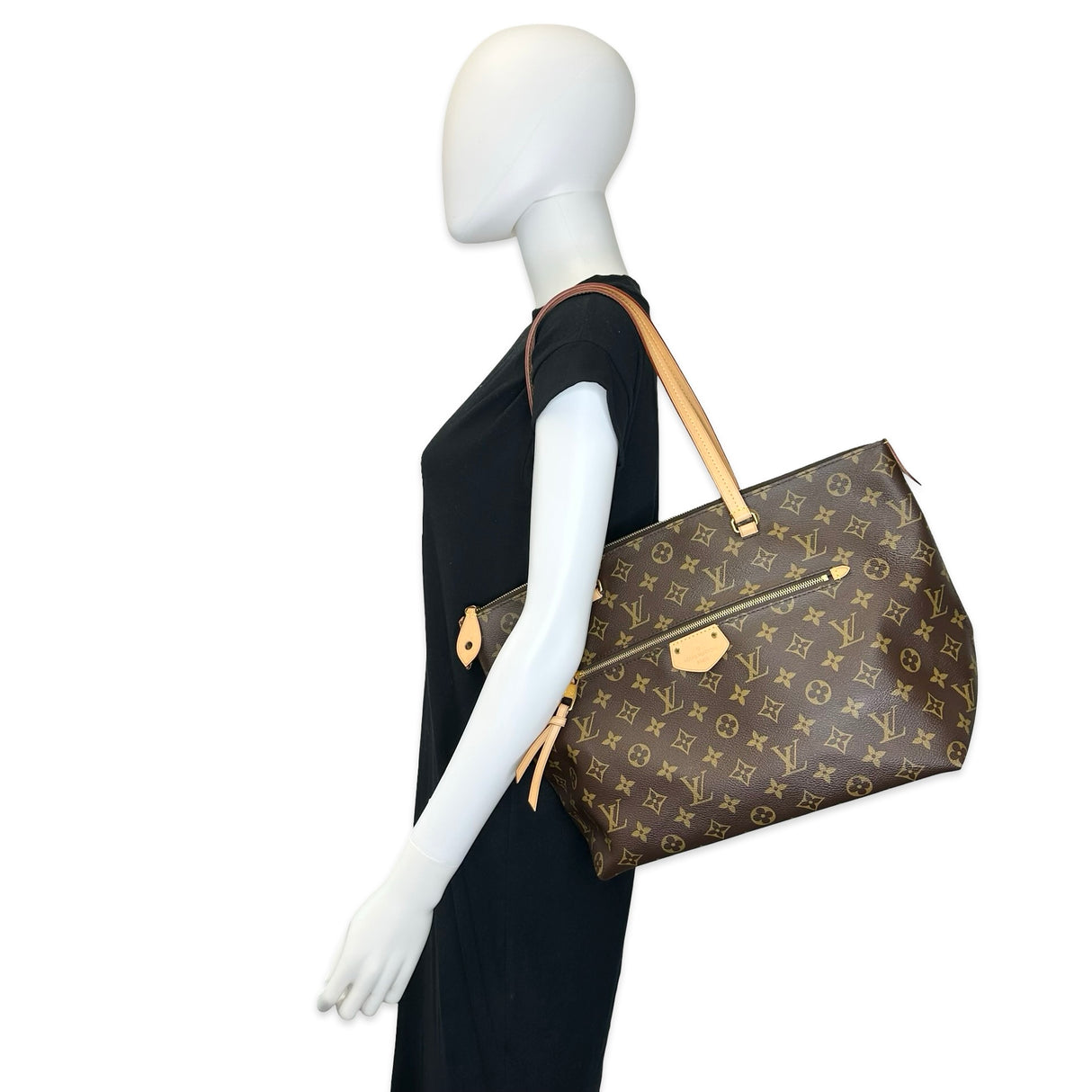 LOUIS VUITTON: Monogram Iena MM