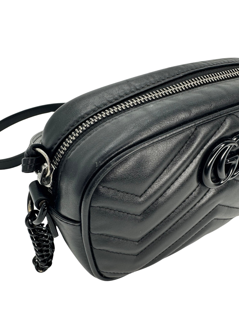GG Marmont Mini Shoulder Bag in Black - Gucci