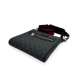 GUCCI: GG Supreme Small Messenger