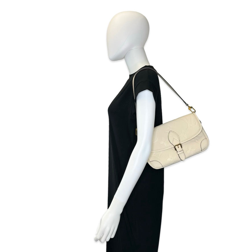 LOUIS VUITTON: Monogram Empreinte Diane
