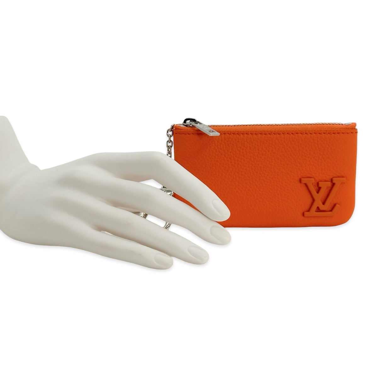 LOUIS VUITTON: Calfskin Aerogram Key Pouch