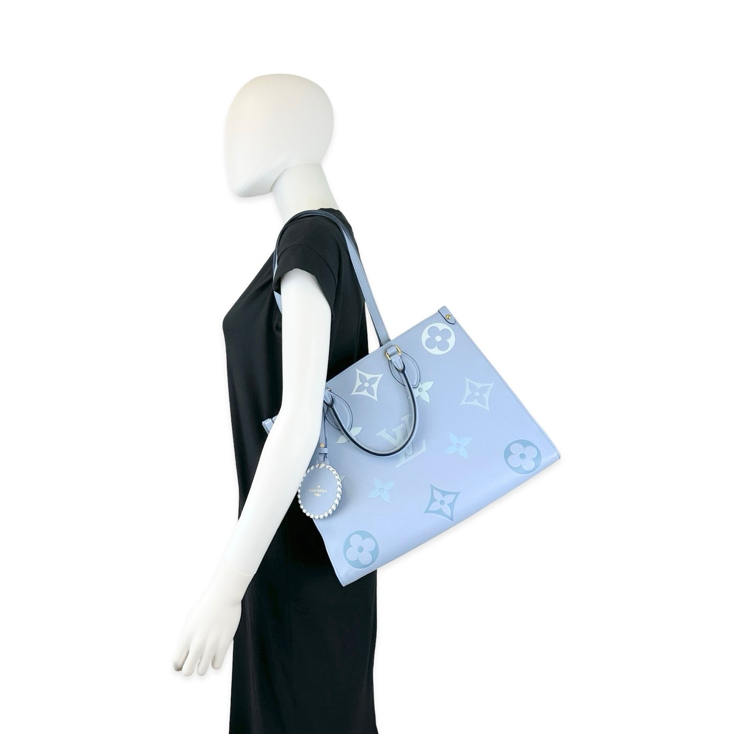 Louis Vuitton Monogram Empreinte By the Pool Onthego MM