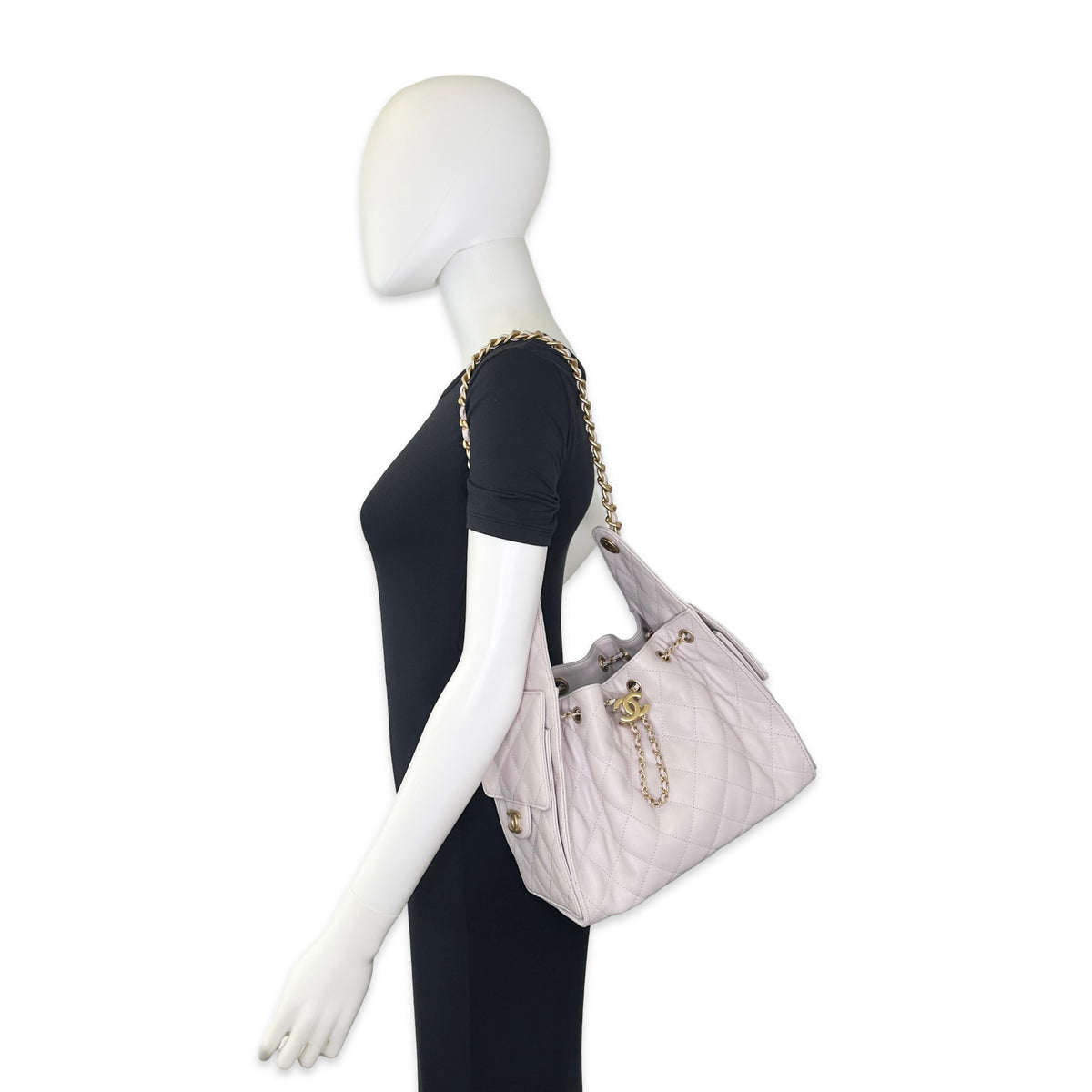 Chanel Quilted Caviar Small 25