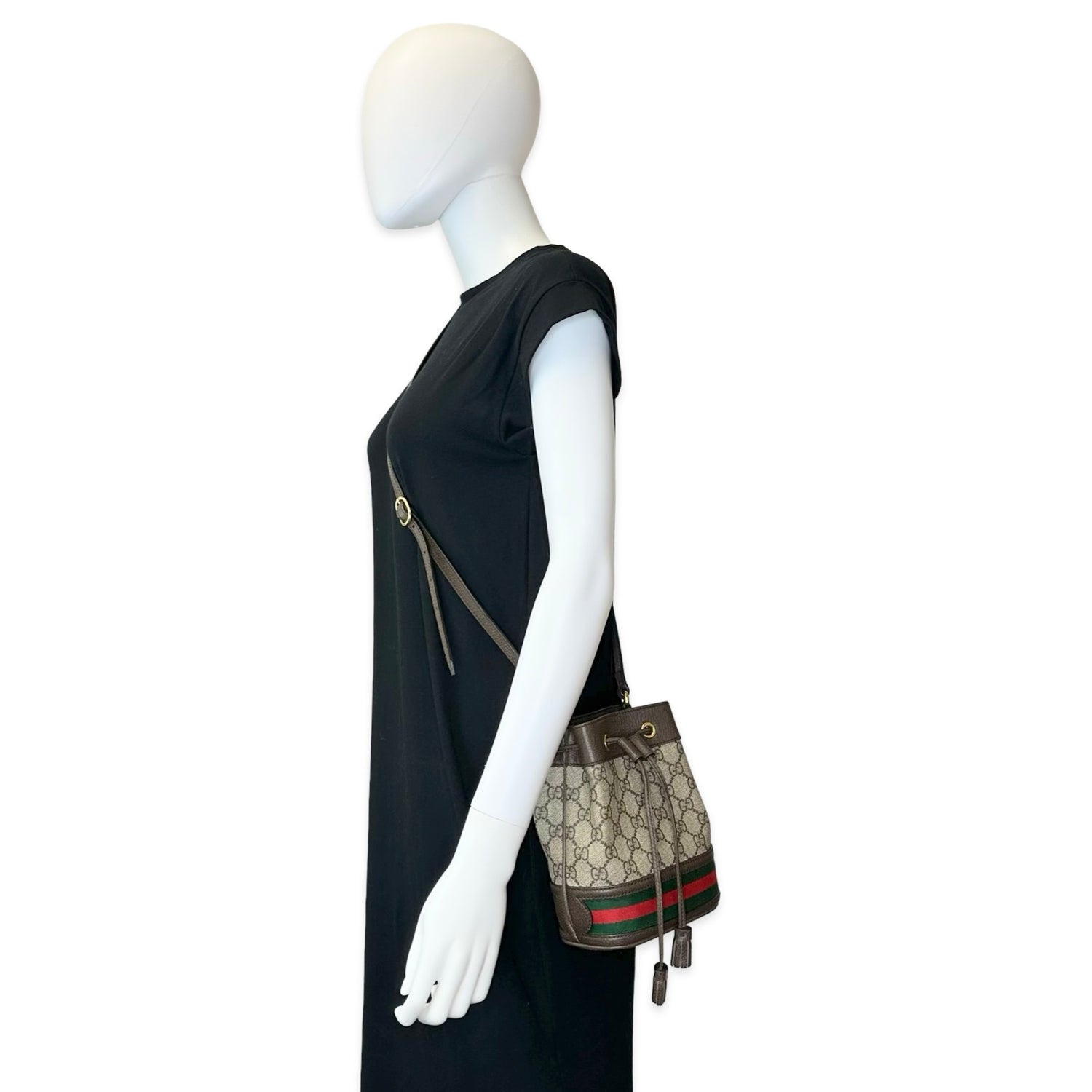 Gucci GG Supreme Ophidia Mini Bucket Bag
