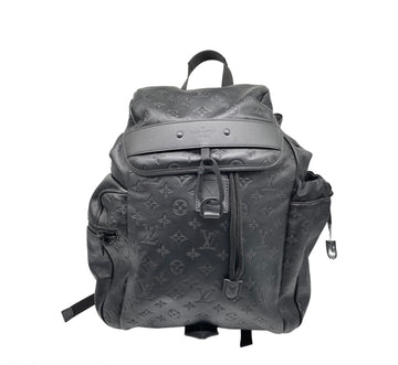 Shop Louis Vuitton Discovery Discovery backpack (M43680) by design◇base