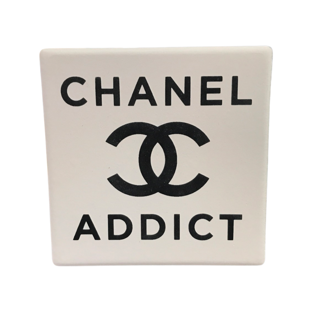 Coaster: Chanel Addict